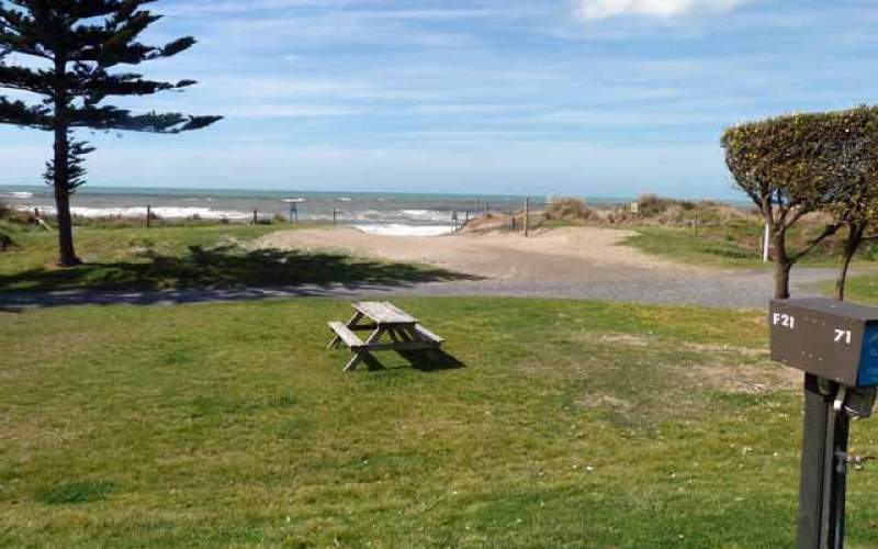 Ohope Beach Top 10 Holiday Park Full Service Camp New Zealand